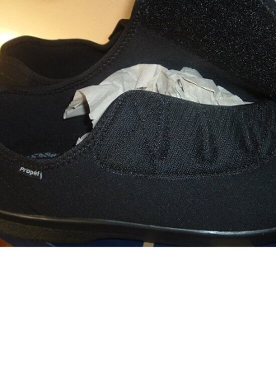 Propet Cush N Foot 14 (3E)X Extra Wide Men\'s Black Casual Slipper Shoes M0202